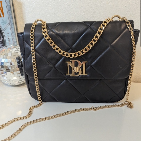 Badgley Mischka Black Large Chain Crossbody Bag with Big Diamond Quilting - Picture 2 of 11